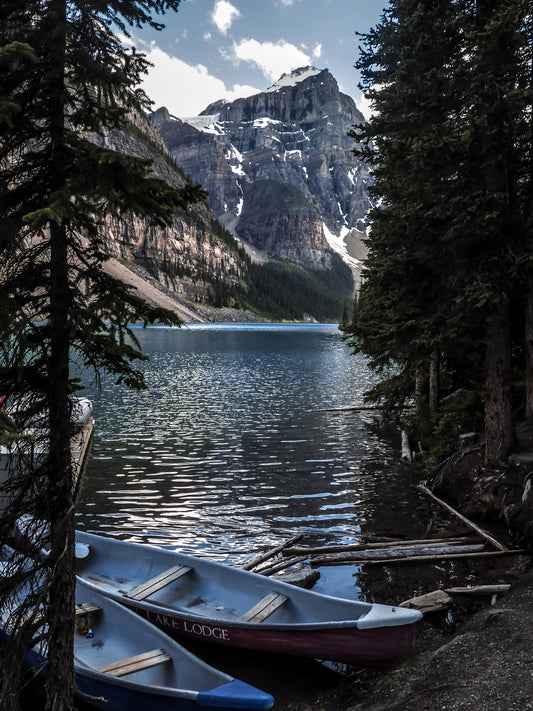 Moraine Lake, Alberta, Canada